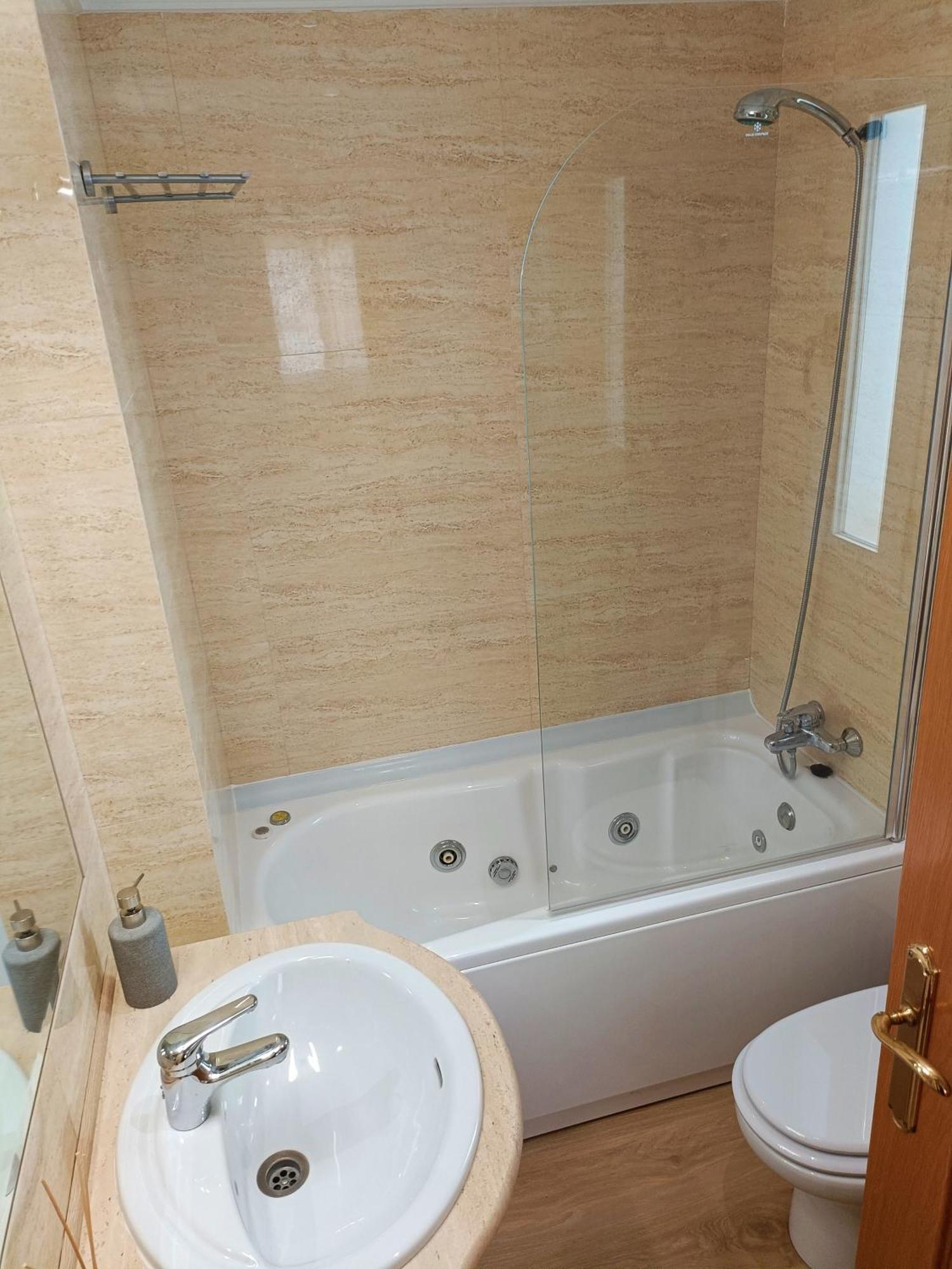 Apartamento Piso En Pleno Centro De Albacete Con Garaje Exterior foto